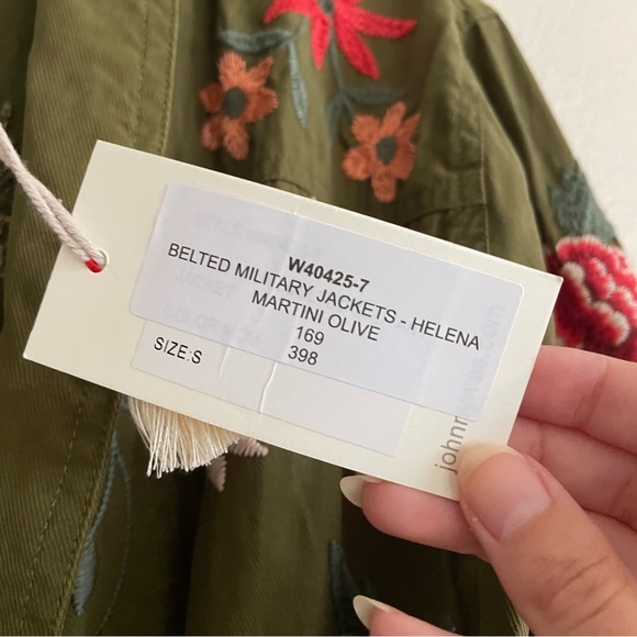 Johnny Was Shawl Collar Belted Embroidered Jacket Olive Green Size Small NWT - Picture 4 of 10